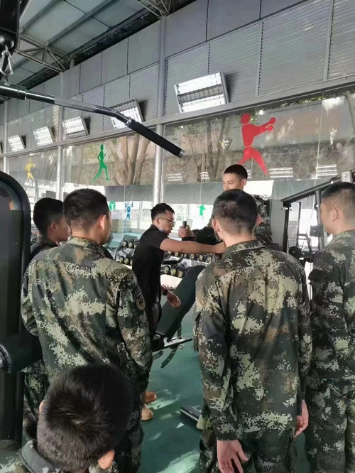 私教讲解.jpg